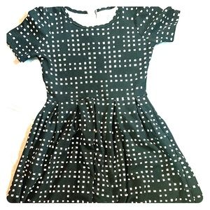 Black and white Lularoe Amelia dress